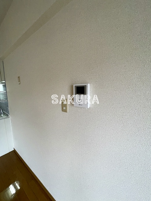 セキュリティ　安心のモニター付きインターホン♪