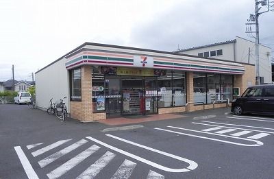 コンビニ　セブンイレブン柏花野井店（コンビニ）まで400m