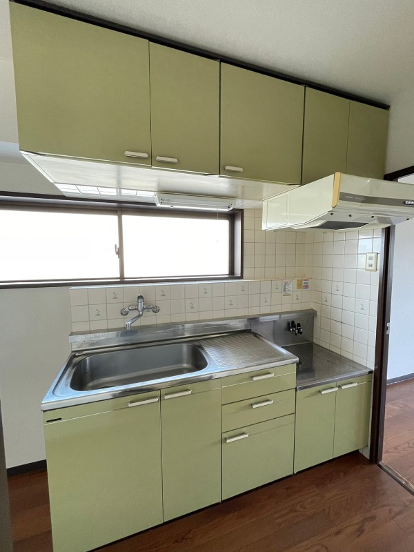 キッチン　※別部屋参考写真