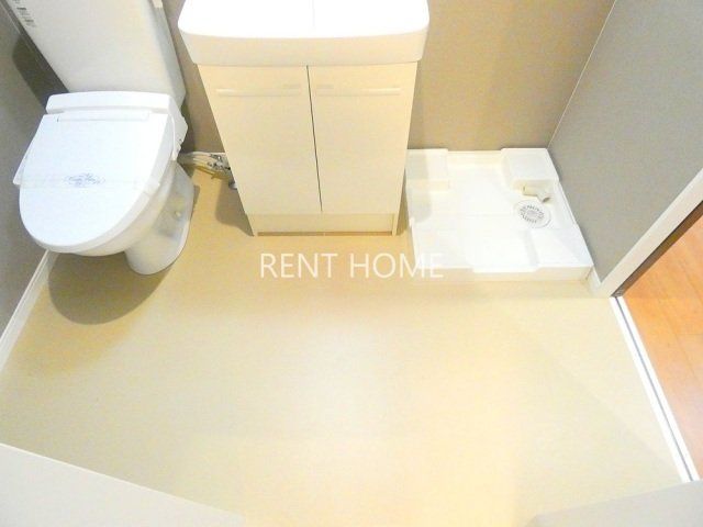 洗面設備　脱衣所です。