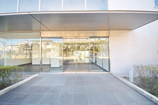 エントランス　★お洒落なエントランスです★