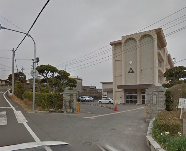 中学校　諫早市立北諫早中学校（中学校）まで454m