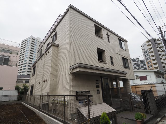 建物外観　シェモア、西新宿五丁目駅徒歩4分！