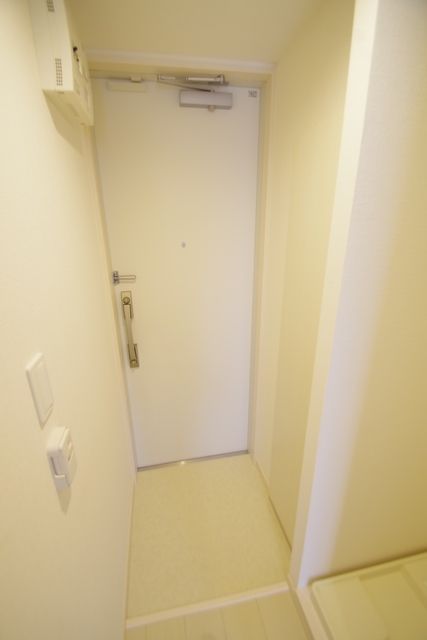 玄関　★お問い合わせはタウンハウジング町田店まで★