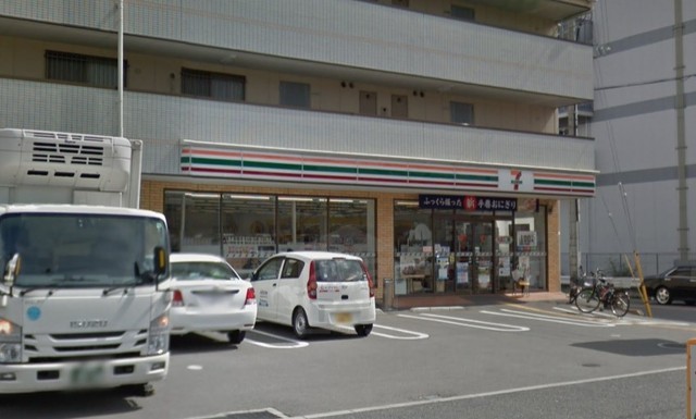 コンビニ　セブンイレブン　吹田川岸町店（コンビニ）まで490m