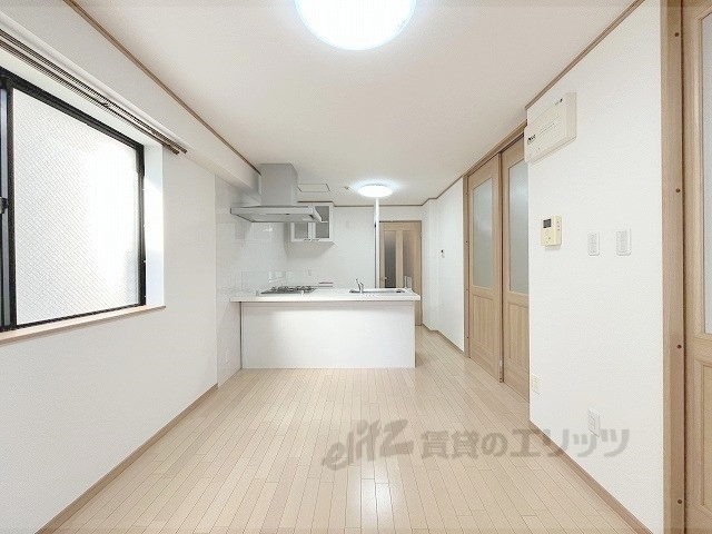 居室・リビング　リビング