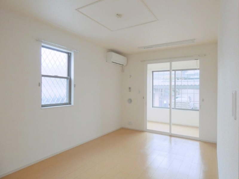 居室・リビング　図面と現状に相違がある場合には現状を優先