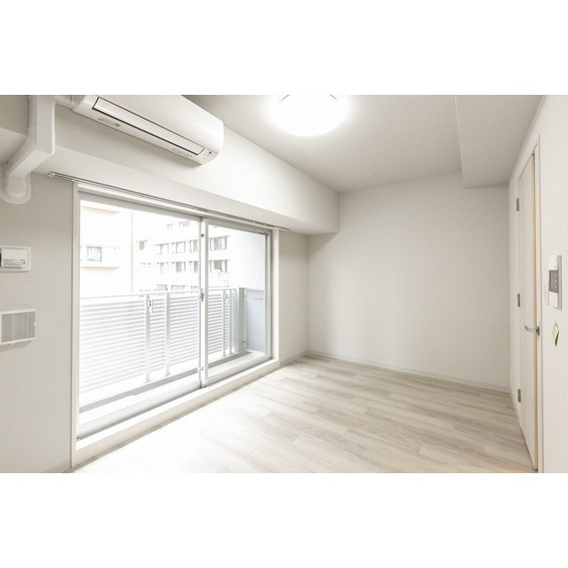 居室・リビング　同間取り別階写真含みます