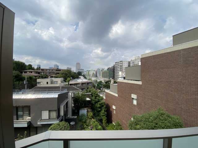 眺望　クレストコート目白新坂レジデンス