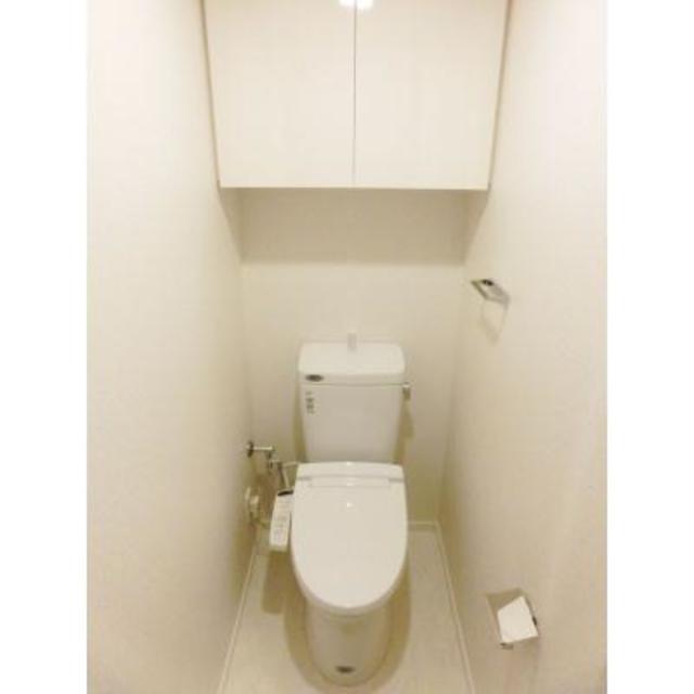 トイレ　※写真は同タイプ住戸です。