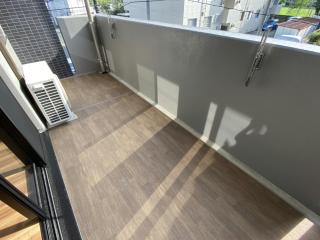 バルコニー　同型