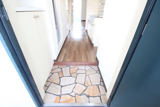 玄関　※別号室の写真使用