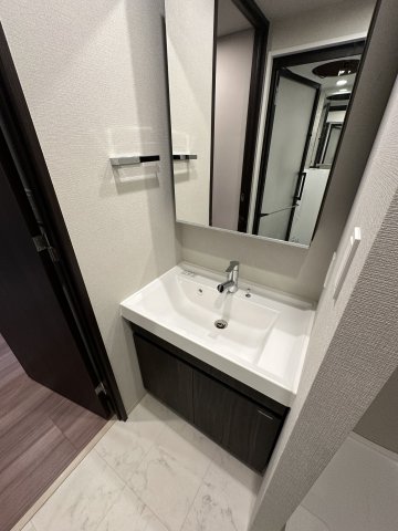 洗面設備　脱衣スペースもあります