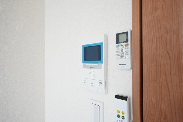 セキュリティ　☆モニター付きインターホン☆