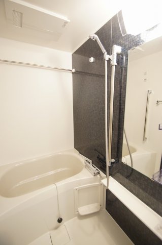 バス・シャワールーム　「バスルーム」