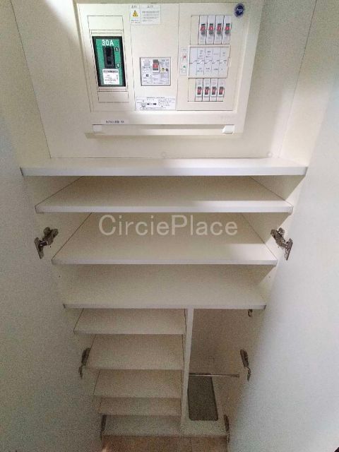 その他設備　シューズボックス