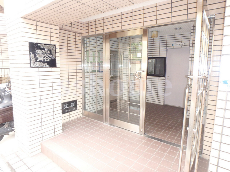 エントランス　建物入口