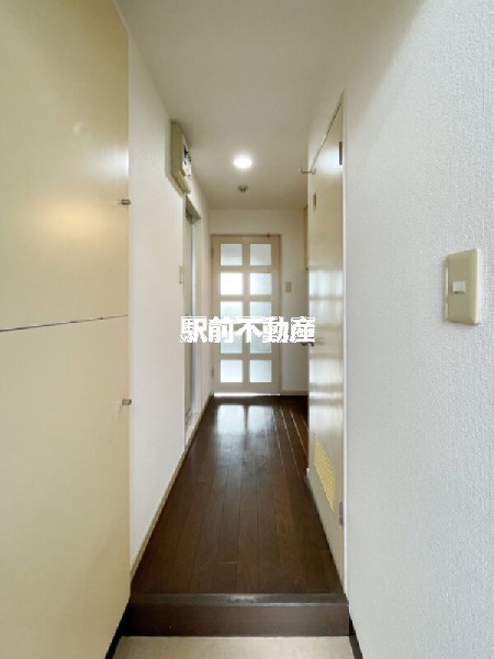 玄関　※同マンション別部屋