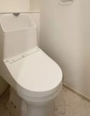 トイレ　(同一仕様写真)