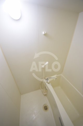 バス・シャワールーム　ロイヤルキャッスル　浴室