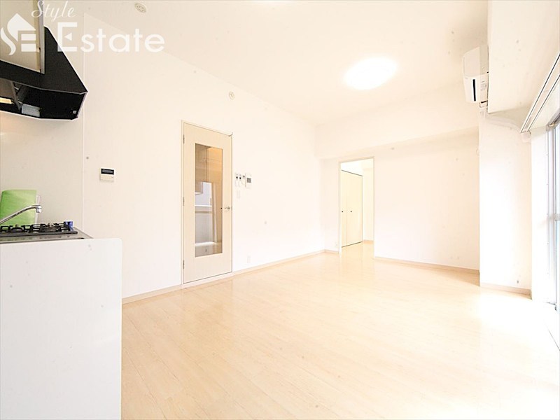 居室・リビング　内装