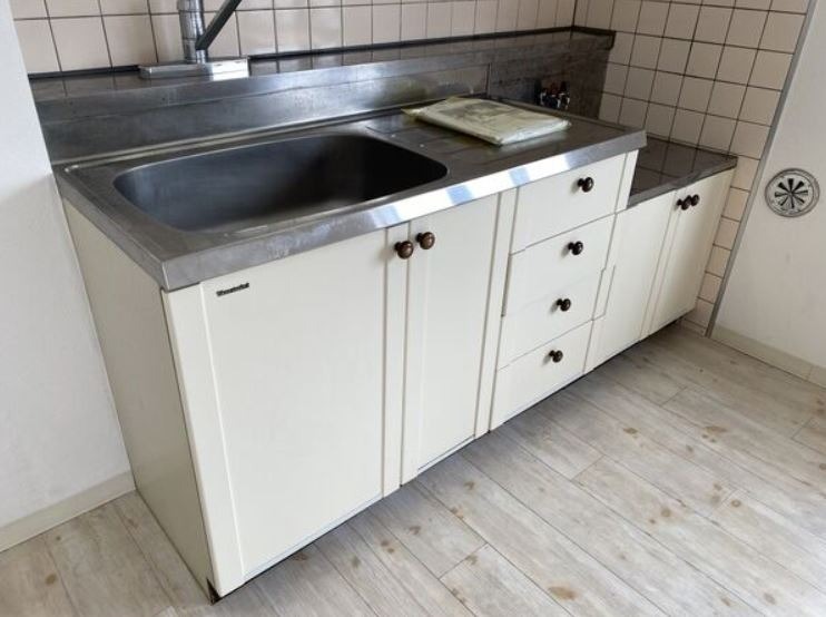 キッチン　ガス２口コンロ設置可