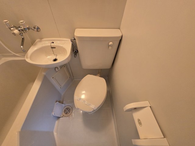 トイレ　シンプルで使いやすいトイレです