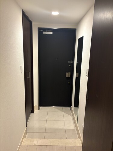 玄関　玄関　※内装前／2026年03月撮影