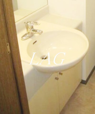 洗面設備　洗面台です。