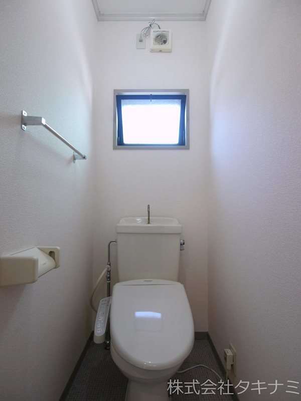 トイレ　温水洗浄暖房便座