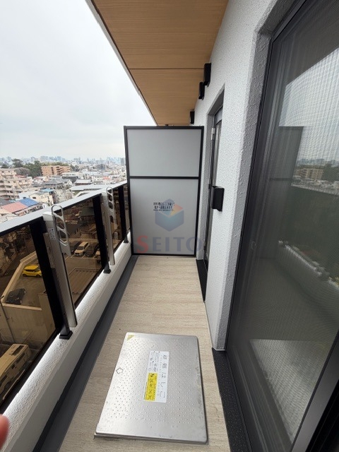 バルコニー　別階の参考写真になります