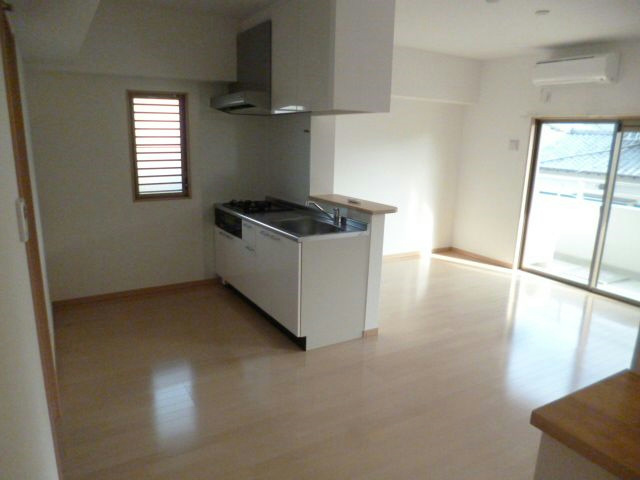 居室・リビング　※別室参考画像