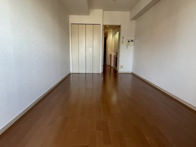 居室・リビング　ゆったり過ごせる居間です