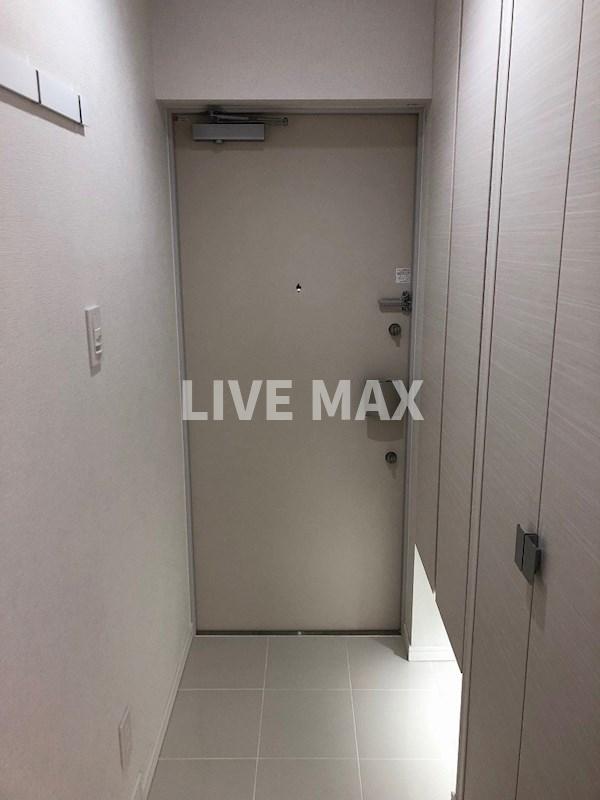 玄関　※別号室参考写真