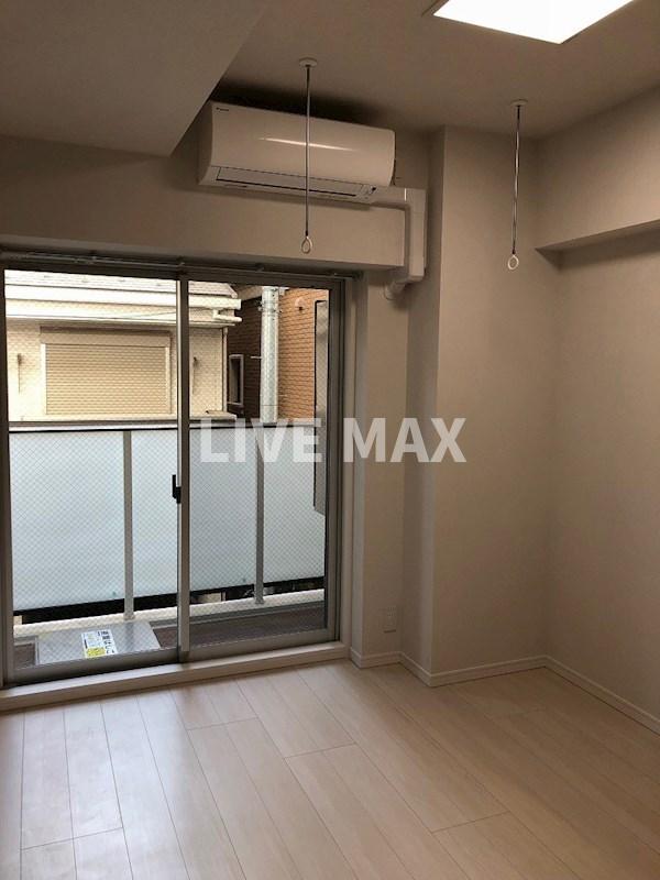 居室・リビング　※別号室参考写真