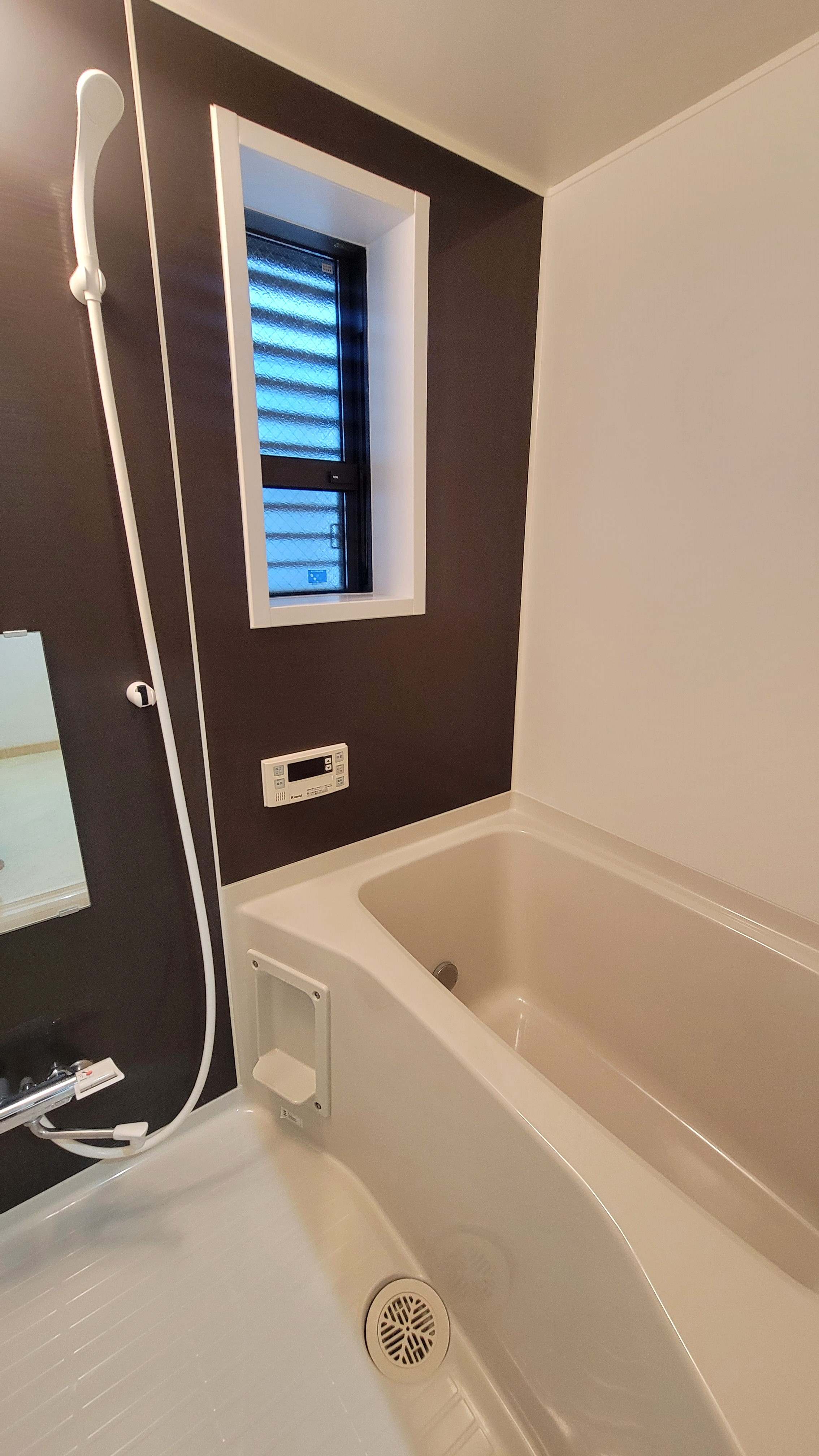 バス・シャワールーム　追い焚き可