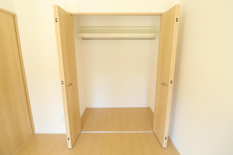 収納　洋室5.9帖の収納