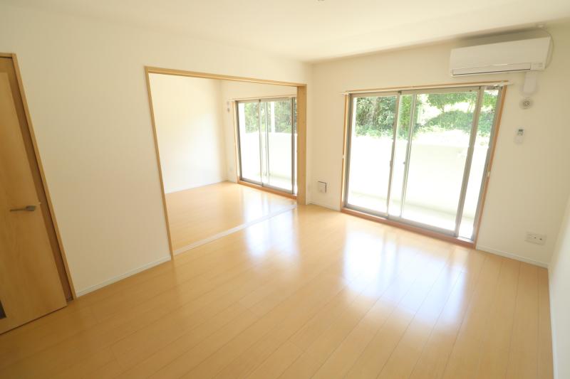 その他設備　リビングのエアコン