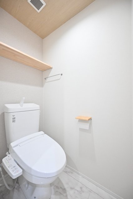 トイレ　落ち着いたトイレです