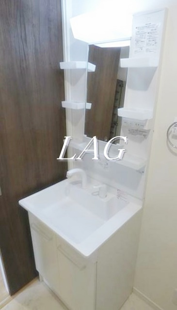 洗面設備　洗面台です。