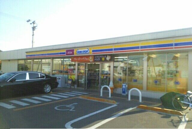 コンビニ　ミニストップ高松元山町店さん（コンビニ）まで970m