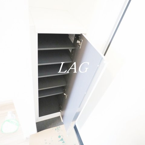 玄関　玄関です。