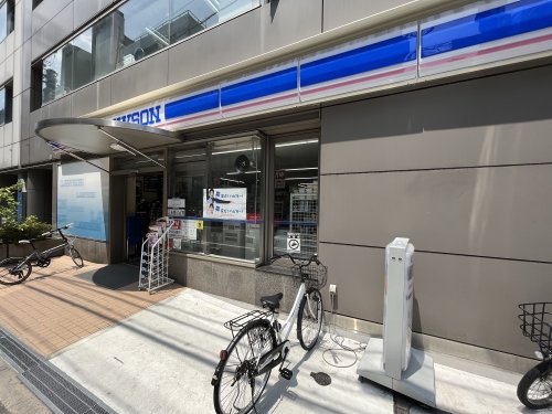 コンビニ　ローソン（コンビニ）まで90m