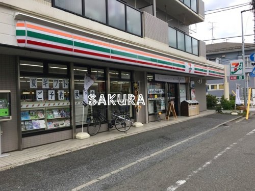コンビニ　セブン-イレブン 川崎下小田中東店（コンビニ）まで375m