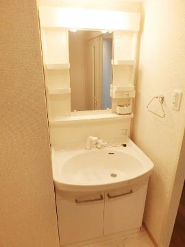 洗面設備　洗髪洗面化粧台