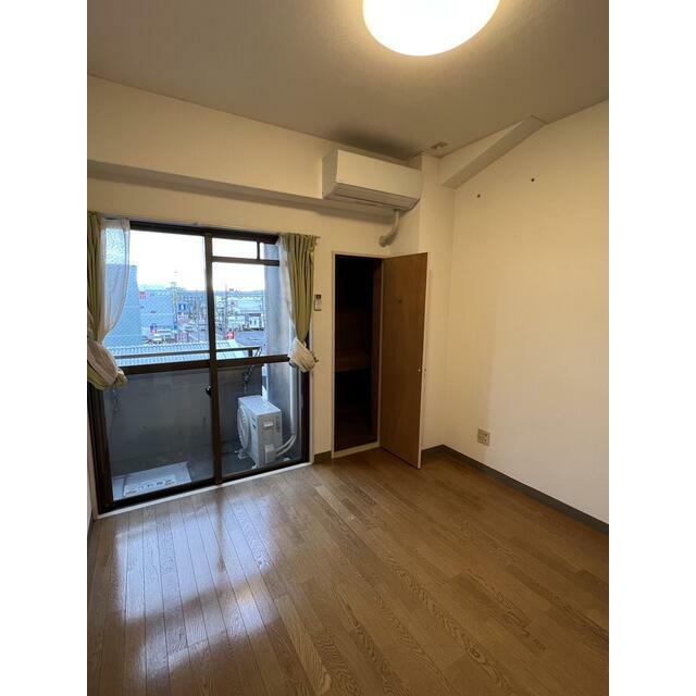 その他設備　室内洗濯機置き場　※他部屋１Ｒの画像です