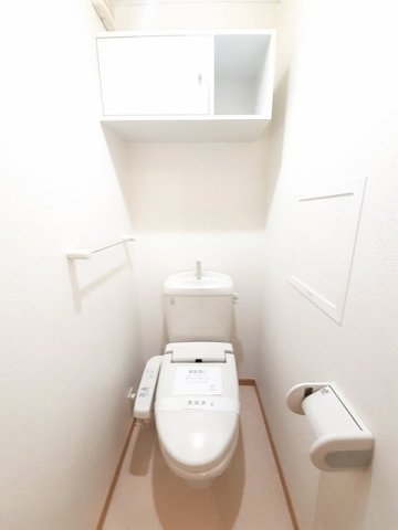 トイレ　コンパクトで使いやすいトイレです