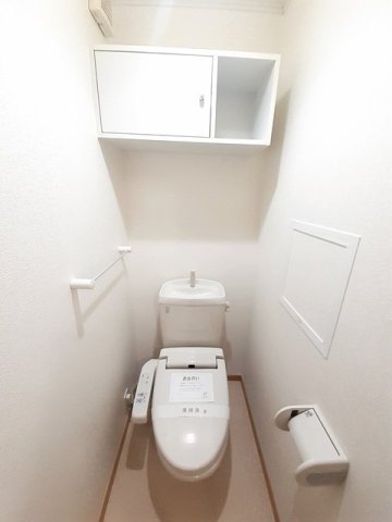 トイレ　清潔感のあるトイレです