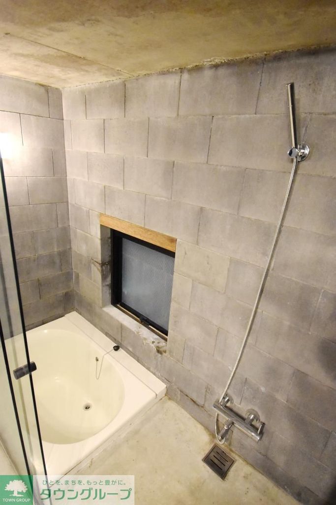 バス・シャワールーム　バス