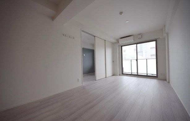 居室・リビング　写真は同タイプ住居です。